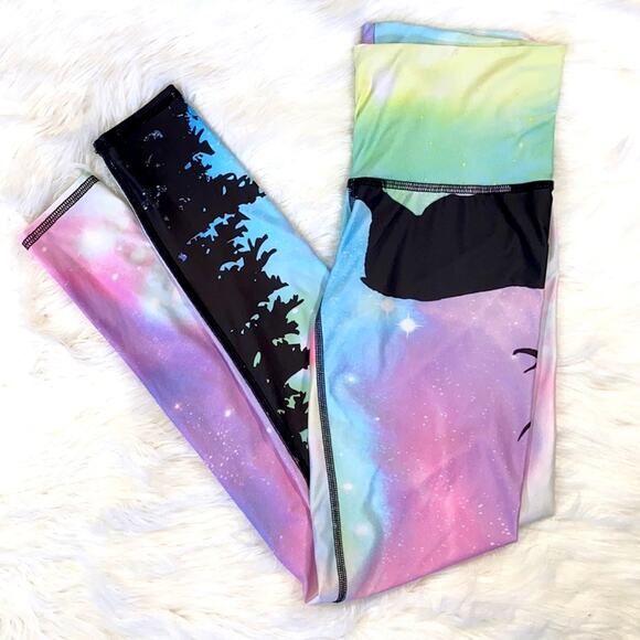 teeki • Nortern Lights Skinny “Hot Pants” Yoga Leggings - Picture 2 of 14